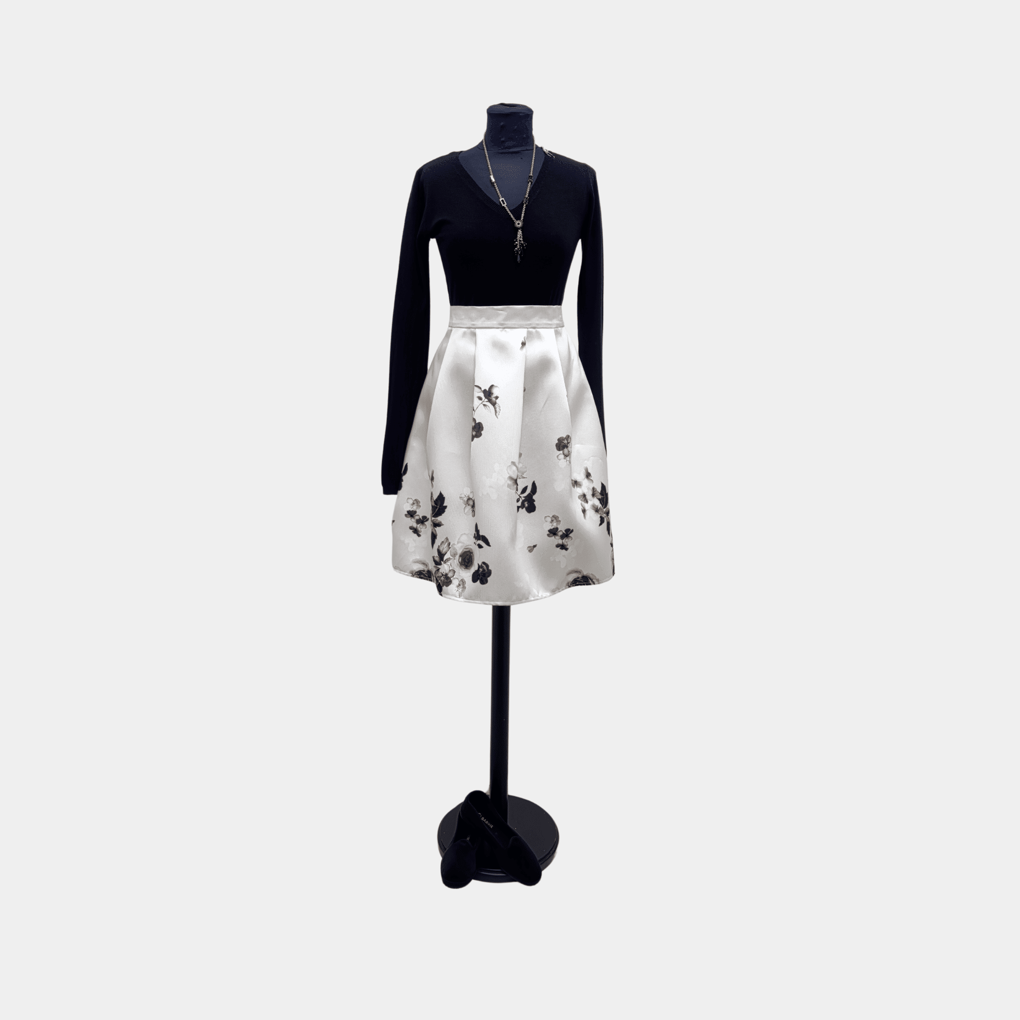 Essen Skirt by Barbara Beltrame - Fashion Loft