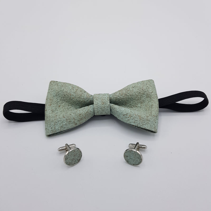 Set Papillon e Gemelli in Sughero Sage Whisper con Scatola di Latta