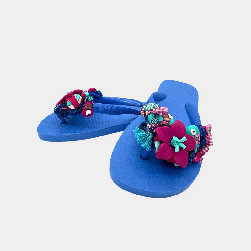 Flip flops bluette con fiori e pesci fucsia