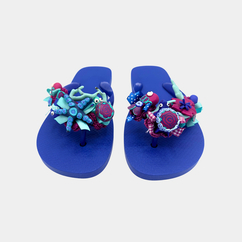 Flip flops blu elettrico con coralli e pesci colorati