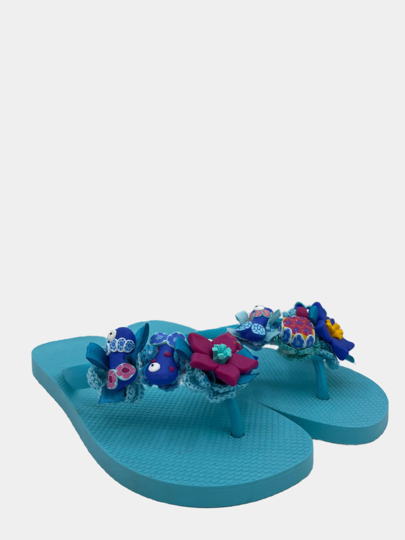 Flip-Flop turchese con fiori blu e pesci