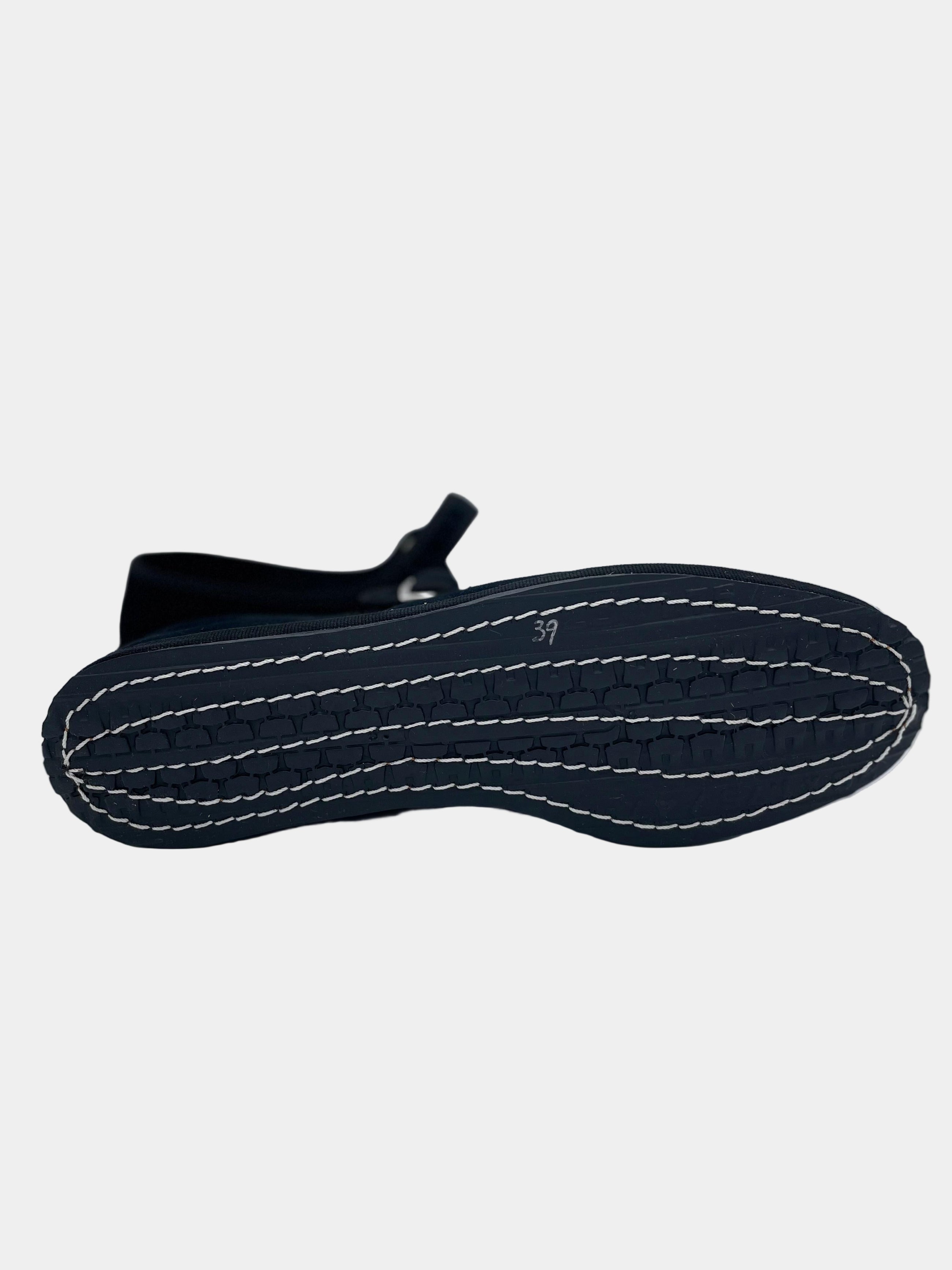 Nero - Le Babine Mary Jane - scarpa bassa in velluto con cinturino