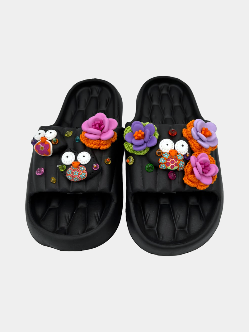 Flip-Flops Nere Gufetti e Rose - infradito artigianali handmade con gufetti e rose all'uncinetto fucsia e lilla - BB Fashion Loft (BBFLIP45)